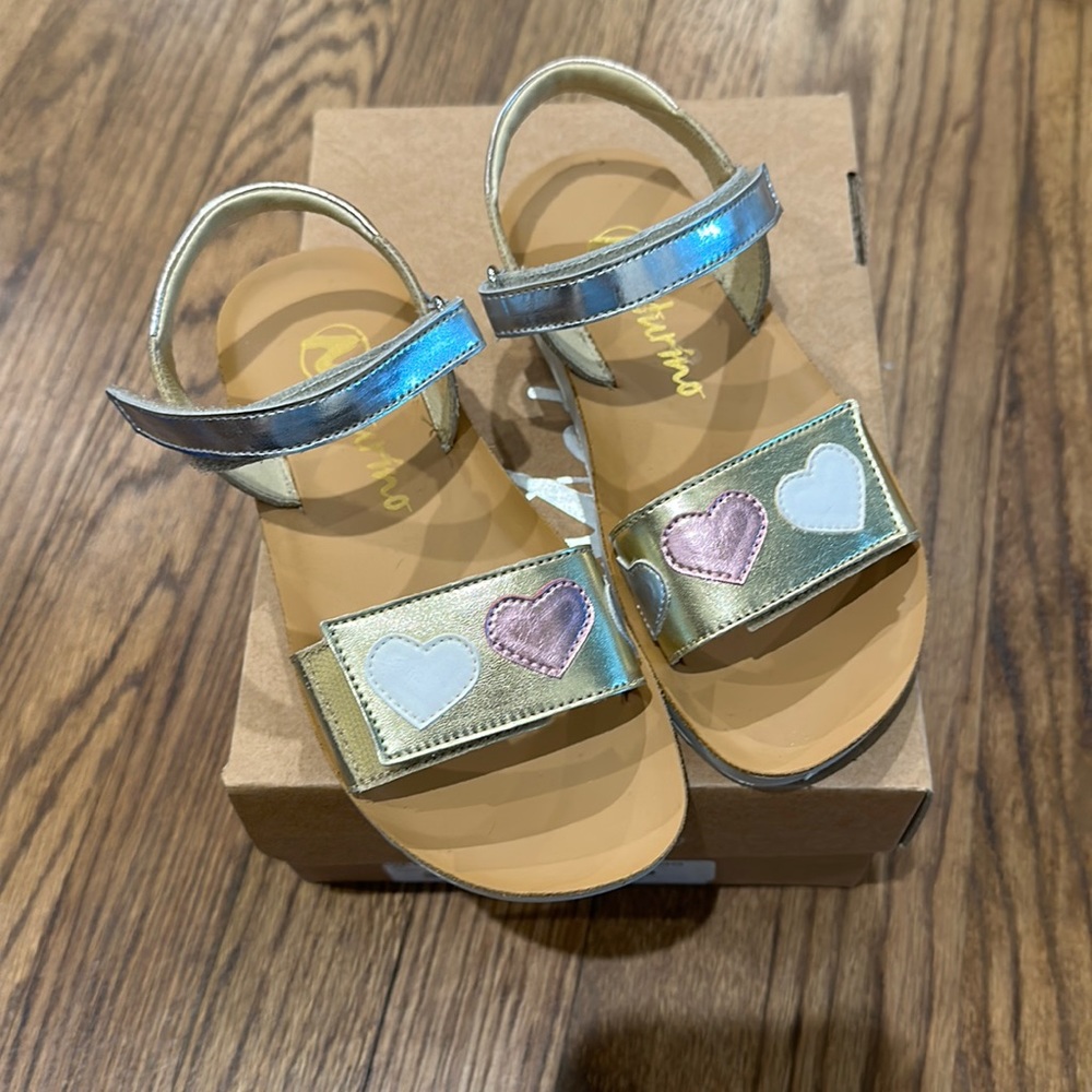 Naturino heart sandals